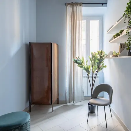 Iflat Monti's Paradise Apartman *